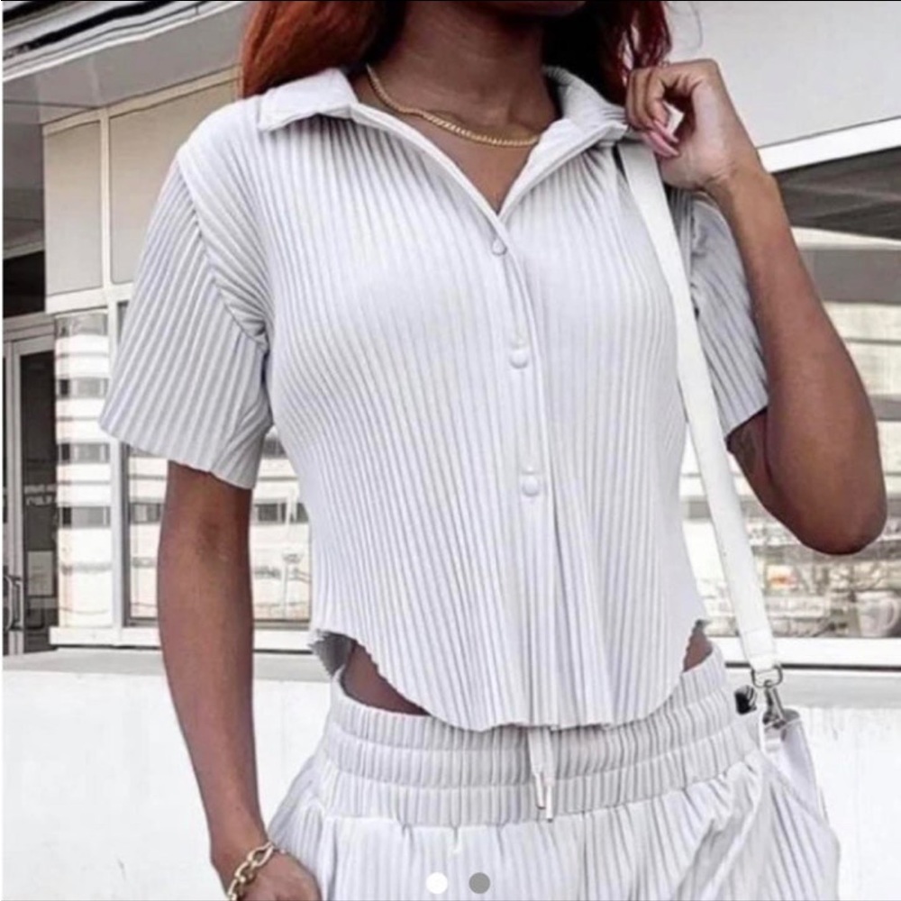 Maniere De Voir pleaded set